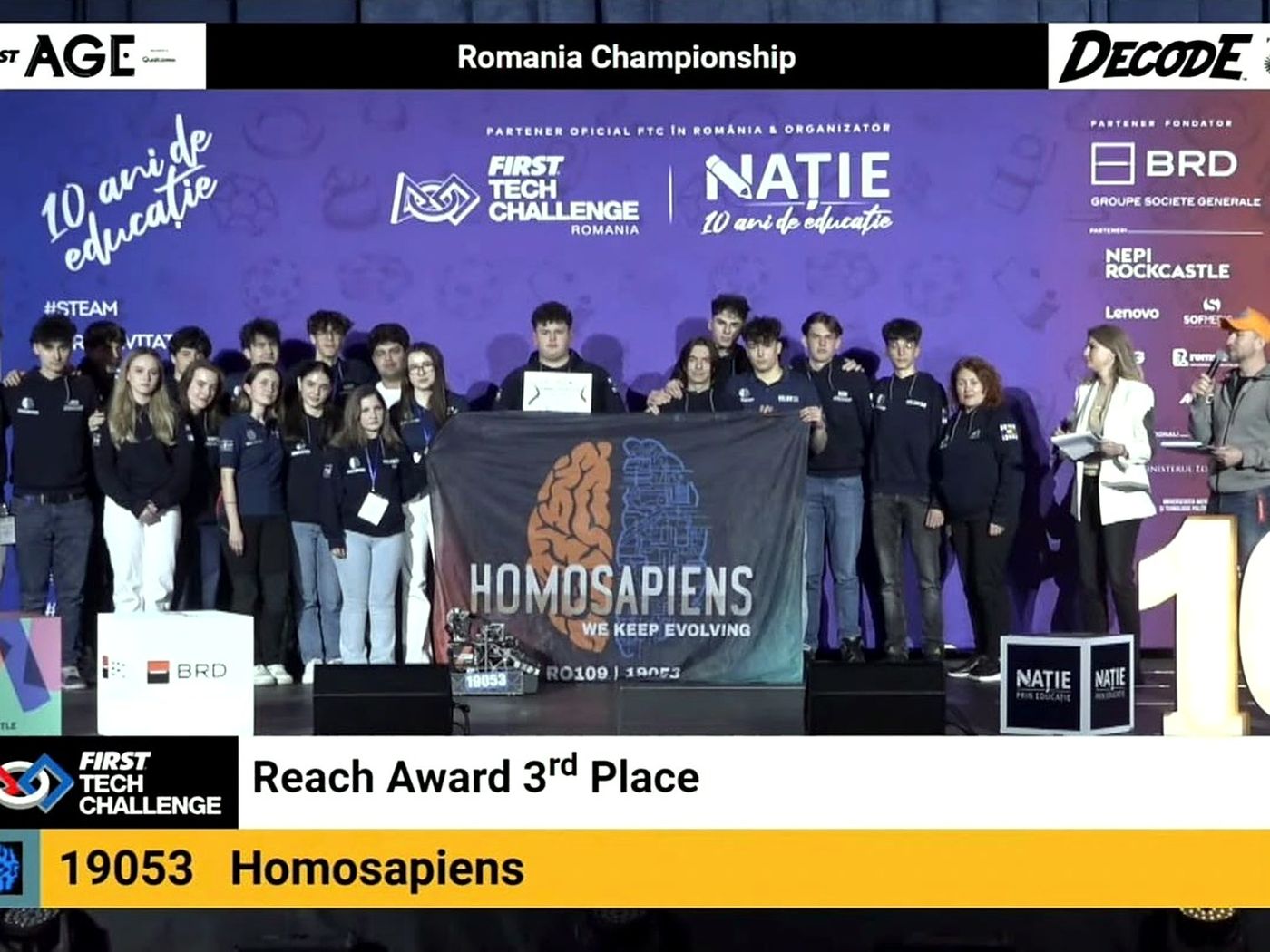 {{t.awards.r2Alt}}